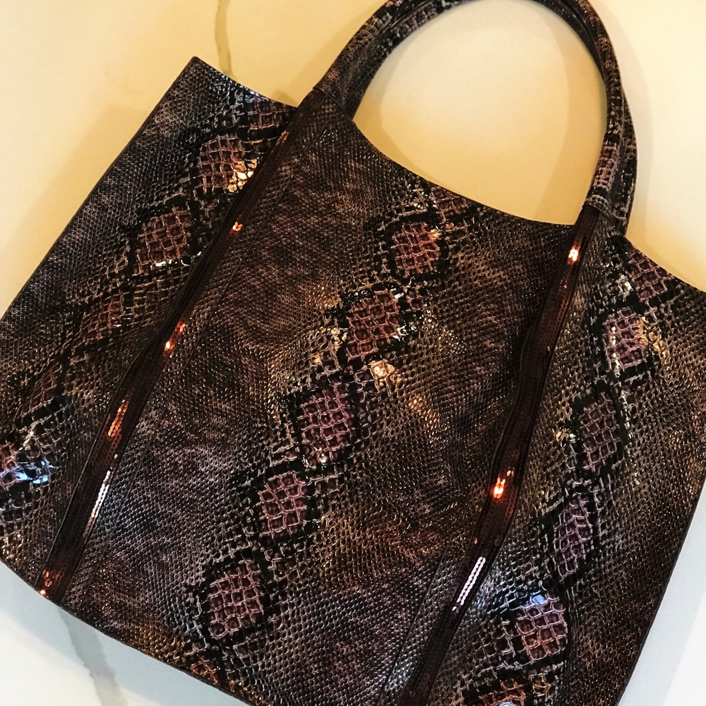 Francesca’s sparkly chic bag! New!